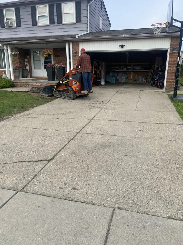 Custom landscape design in Saint Clair Shores, MI - Bommarito Construction