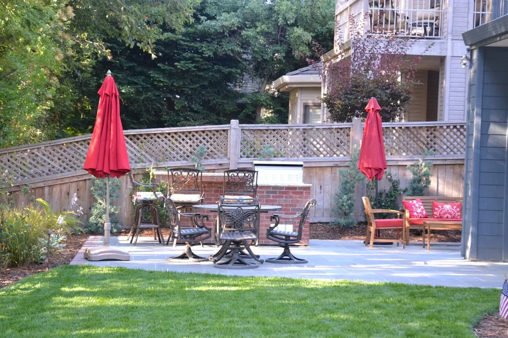 Local lawn care service with custom design in Corte Madera, CA by Bon Terra Landscapes