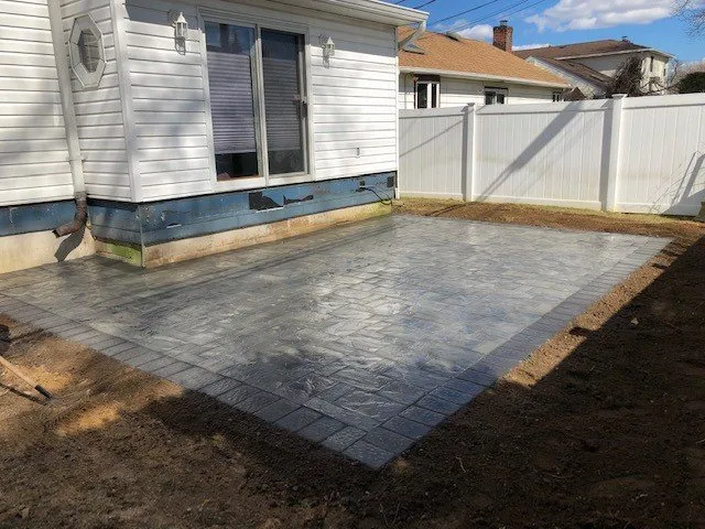 Trusted lawn care service in East Northport, NY - Bongiorno's Contracting