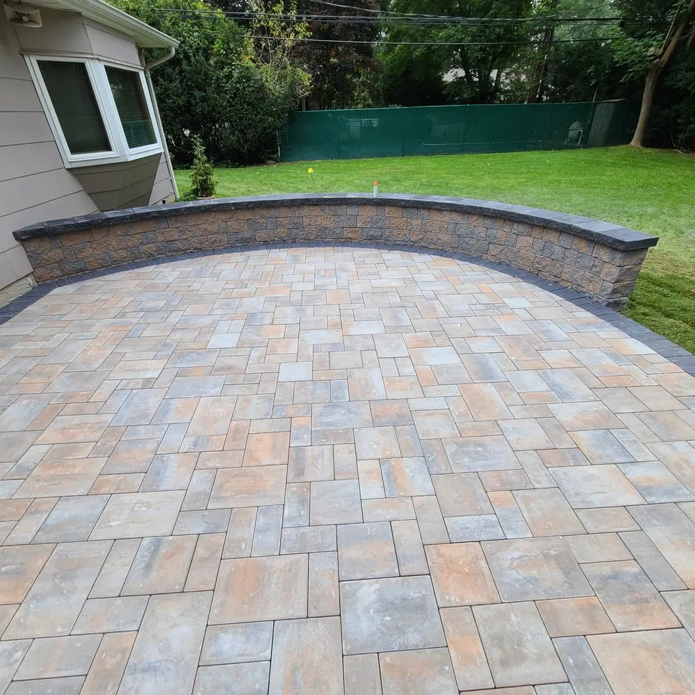 Custom outdoor landscaping in East Northport, NY - Bongiorno's Contracting