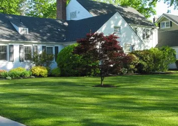 Custom yard cleanup service in Westfield, NJ by Bongiovanni Landscaping