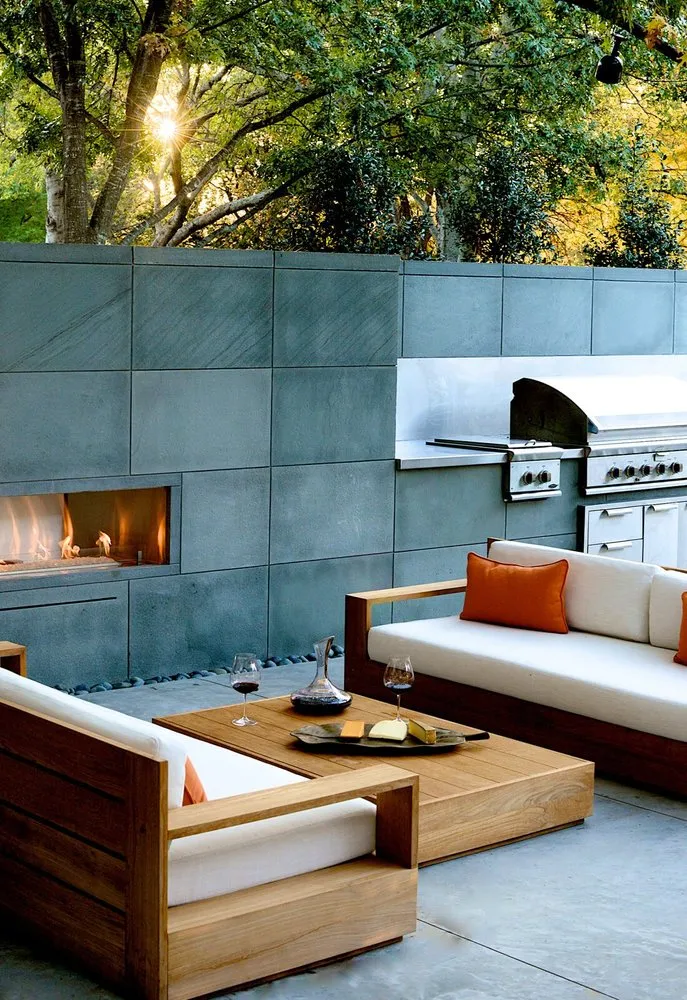 Affordable lawn mowing service for residential properties across Irving, TX - Bonick Landscaping