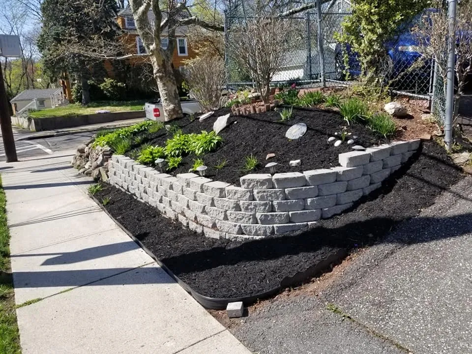 Professional garden landscaping in Bayonne, NJ by Bonilla's Landscaping