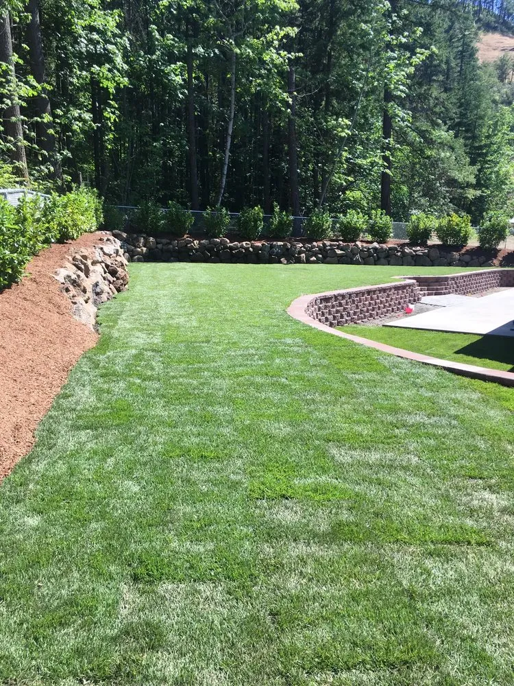 Custom landscaping services in White Salmon, WA - Boni's Landscaping & Construction
