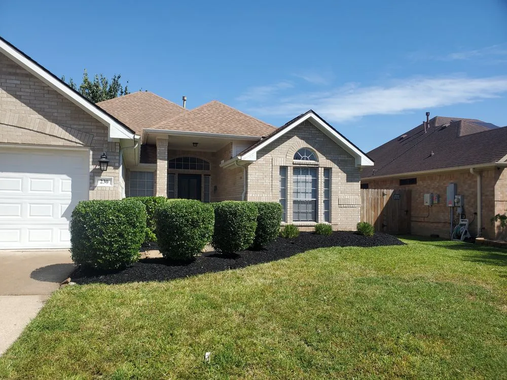 Professional landscaping services in La Porte, TX - Bonita Bay Lawn Maintenance