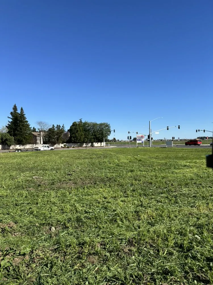 Custom landscape installation in Winters, CA by Bonos tractor services