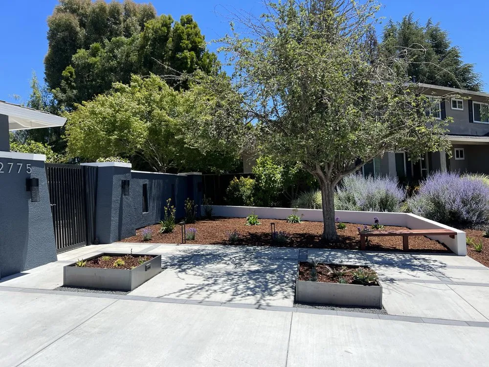 Custom lawn mowing service in Redwood City, CA - Bonsai Garden Experts