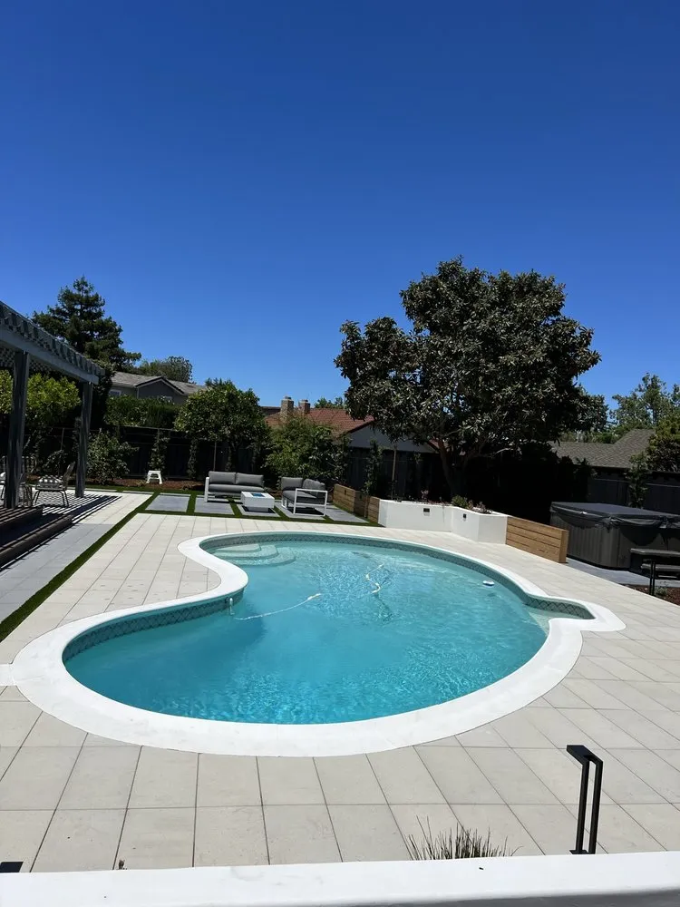 Professional lawn mowing service in Redwood City, CA - Bonsai Garden Experts