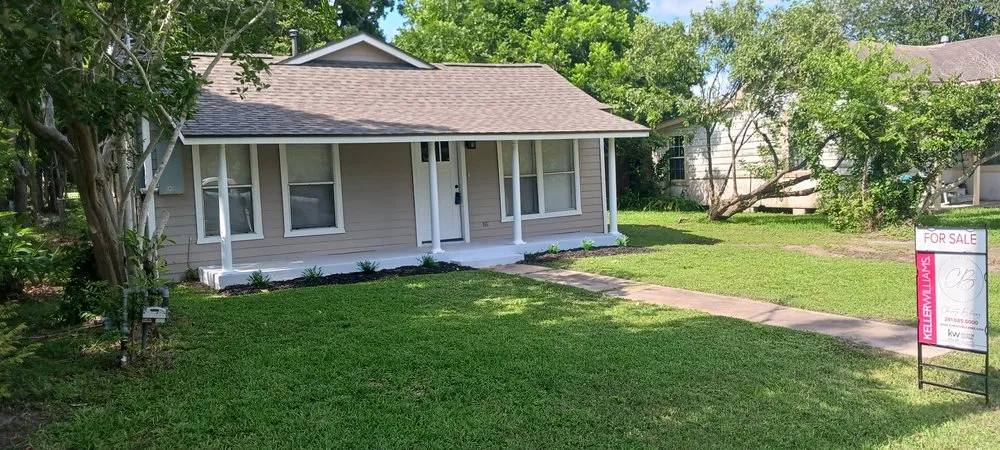 Custom yard cleanup service experts serving Alvin, TX - Bonterra Solutions