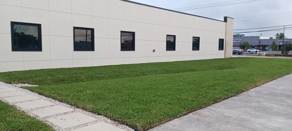 Expert lawn mowing service in Alvin, TX by Bonterra Solutions