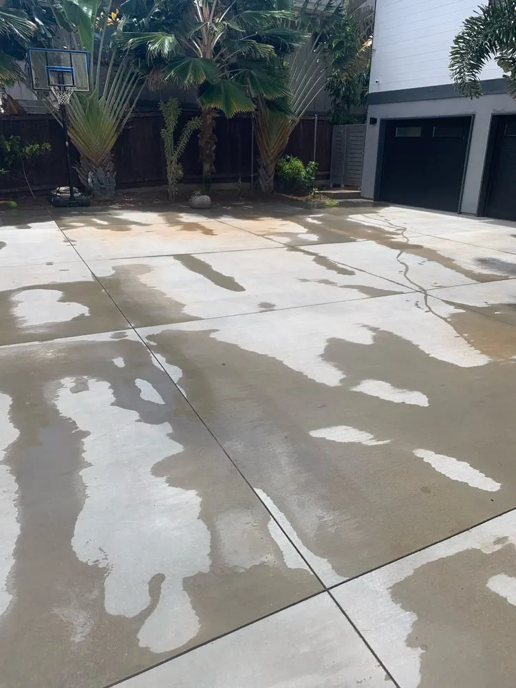 Reliable yard maintenance in Waimanalo, HI by Bonzai Landscape & Design