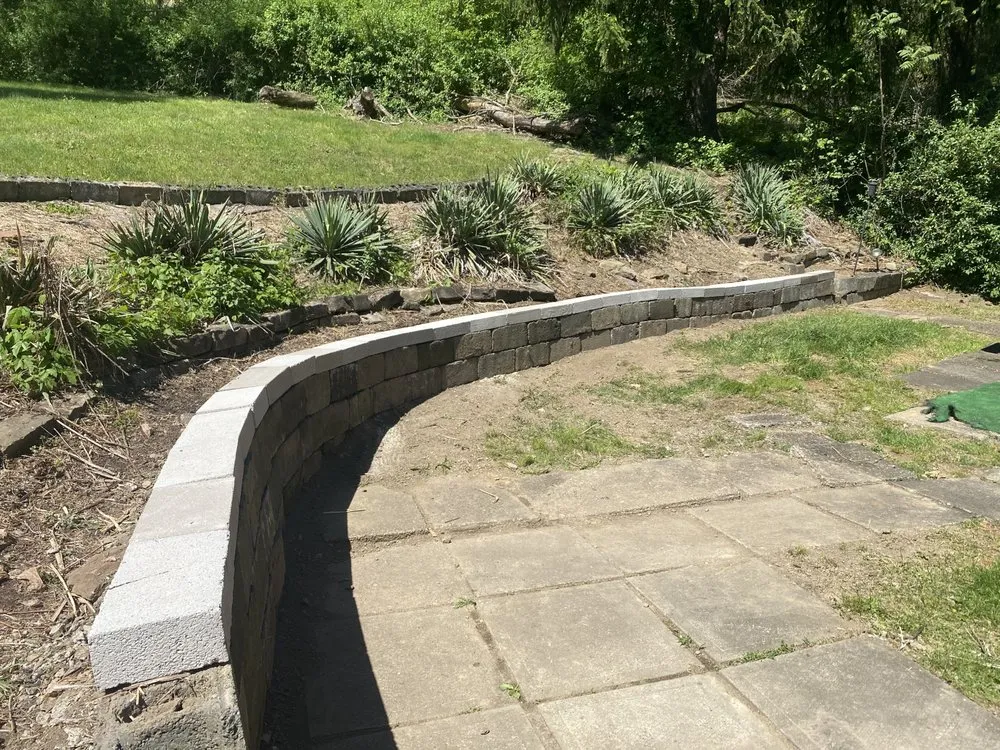 Top-rated yard cleanup service in Plum, PA by Bookert Lawncare Services