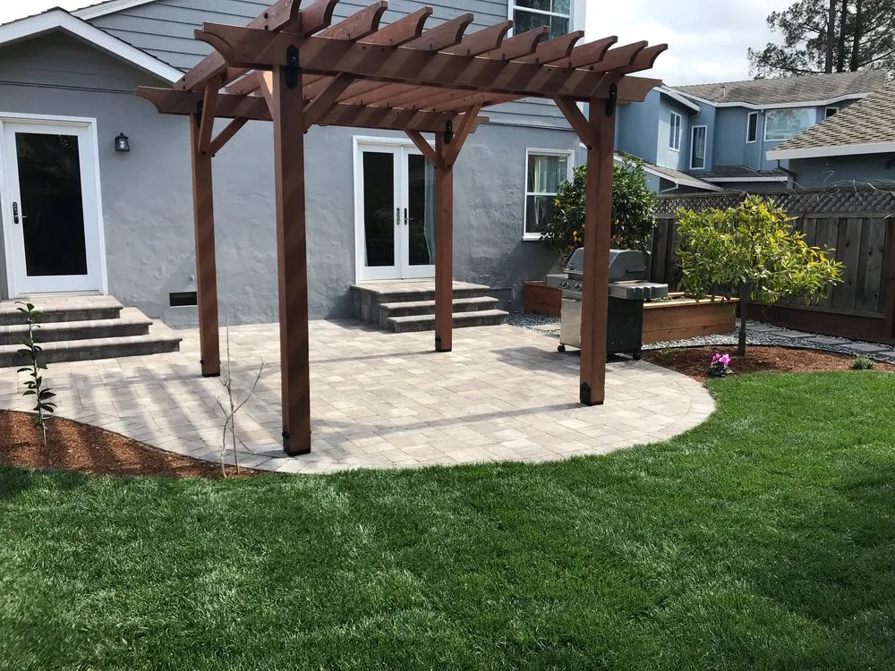 Reliable lawn care service in Foster City, CA - Boomerang Pavers & Landscape