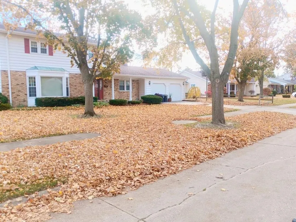 Expert garden landscaping for year-round maintenance in Tulsa, OK by Boomin' Greens Lawn Care