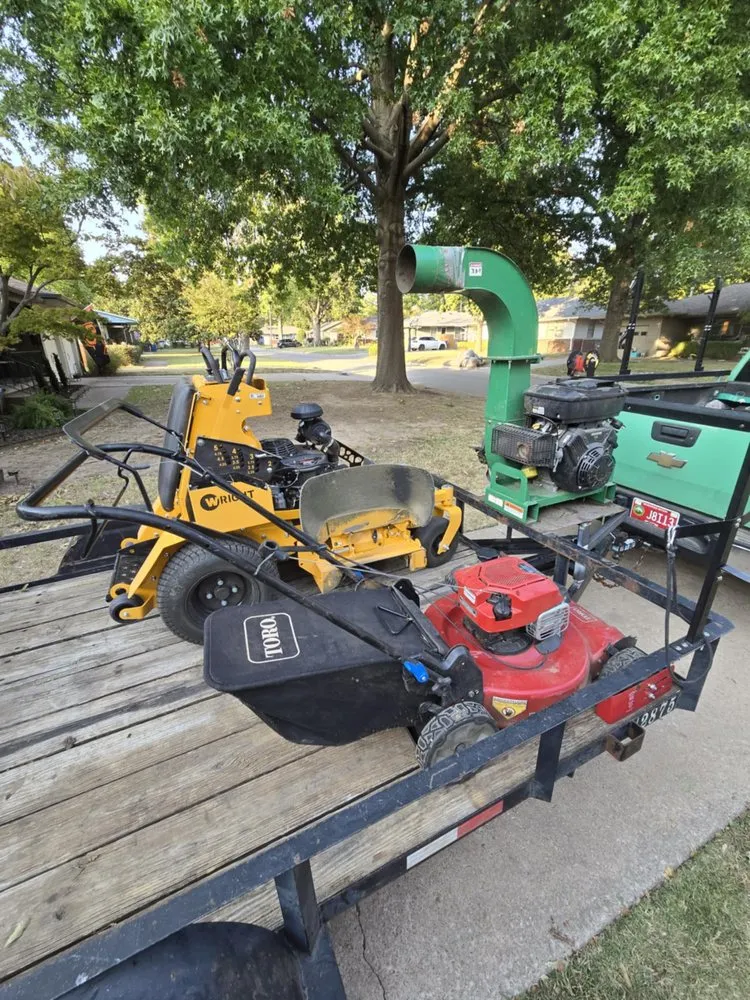 Reliable lawn mowing service for homes across Tulsa, OK - Boomin' Greens Lawn Care