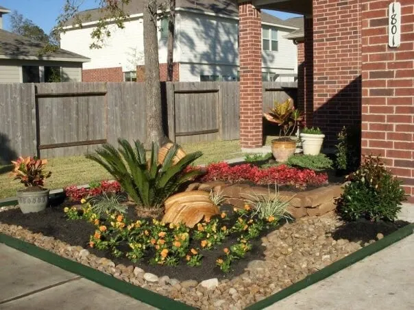 Top-rated yard cleanup service experts serving Conroe, TX - Boone's Landscaping