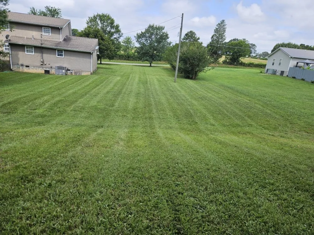 Custom landscaping services for residential properties across Sweetwater, TN - Boone’s Outdoor Services