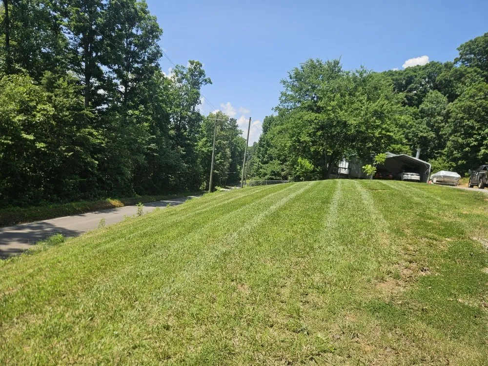 Trusted residential landscaping with custom design across Sweetwater, TN - Boone’s Outdoor Services