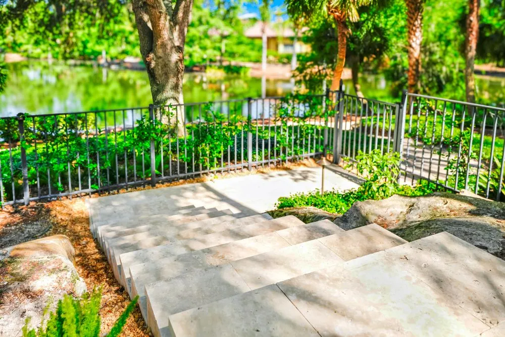 Professional landscaping services in Winter Park, FL by Booth's Cobblestones