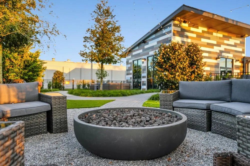 Trusted lawn care service in Winter Park, FL by Booth's Cobblestones