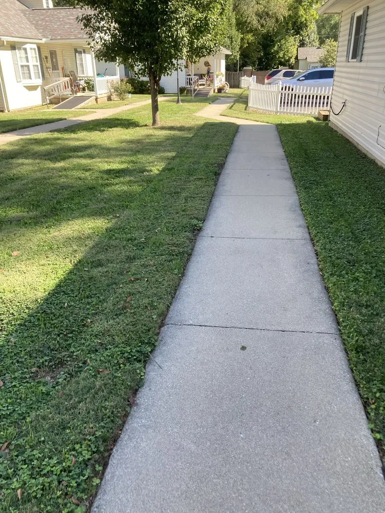 Professional landscaping services in Clinton, IN by Boots N Roots