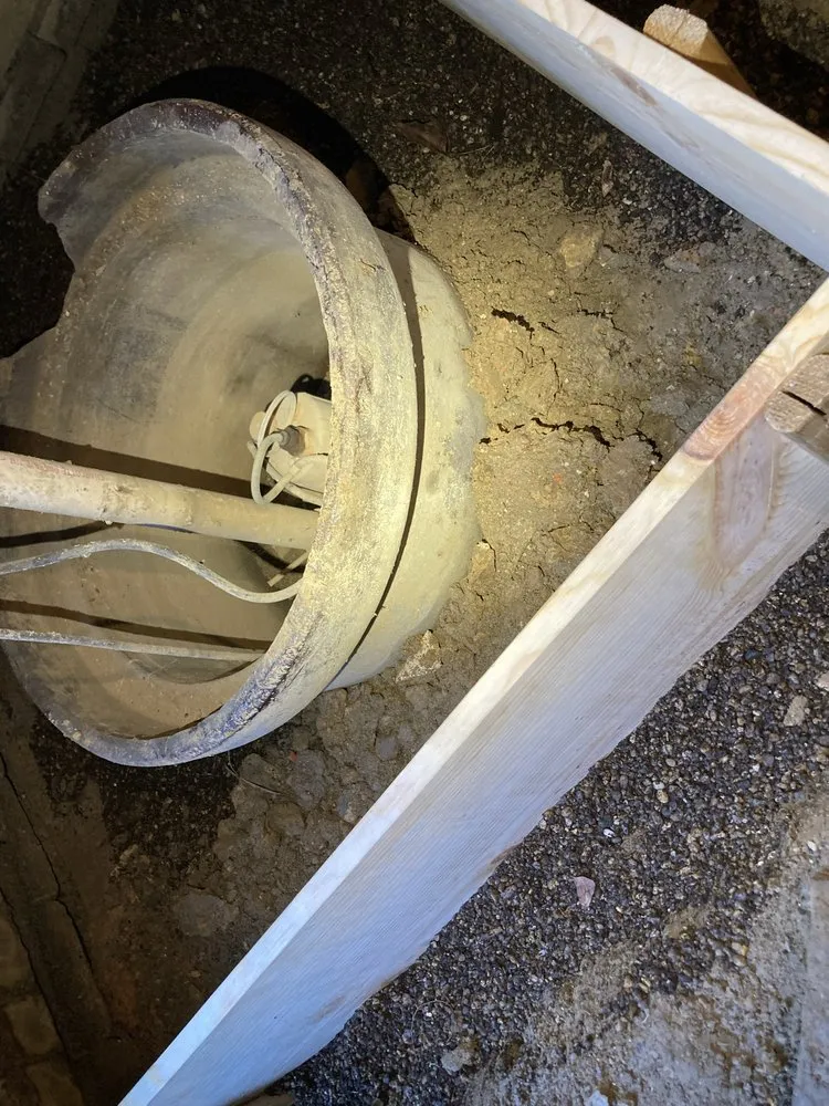 Professional lawn mowing service in Clinton, IN by Boots N Roots