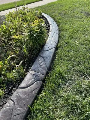 Border Magic by BB Landscaping Logo