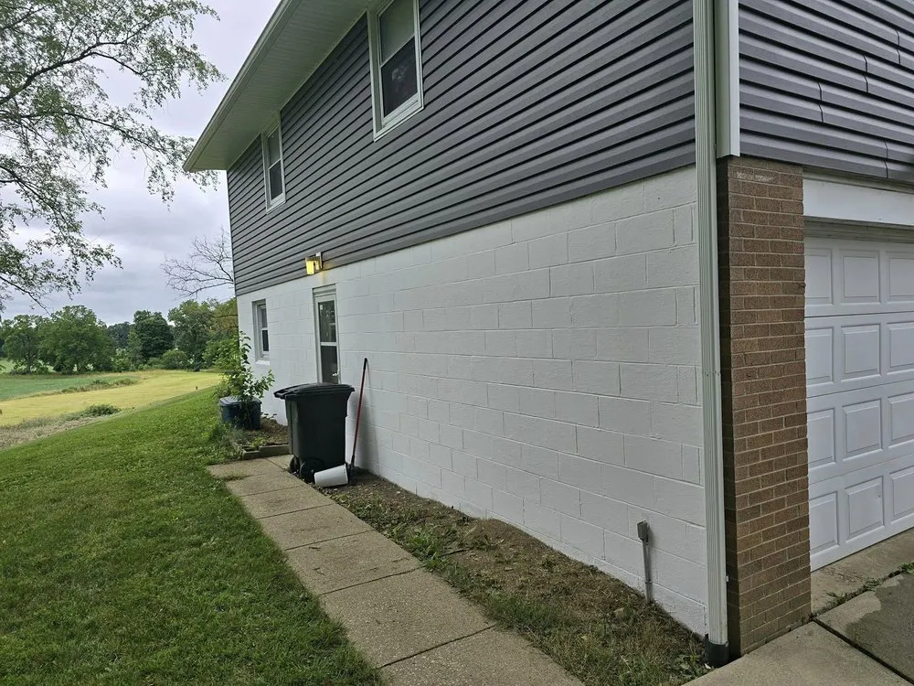 Expert yard cleanup service in Mansfield, OH - Borders Surface Cleaning