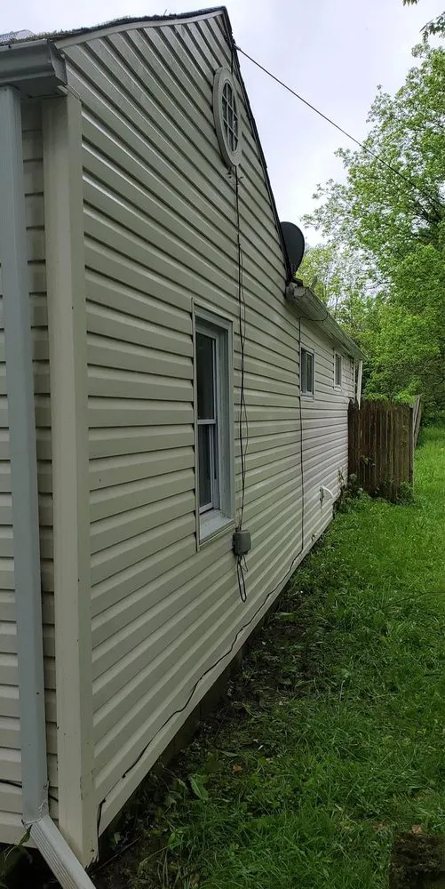 Professional lawn care service for homes in Mansfield, OH by Borders Surface Cleaning