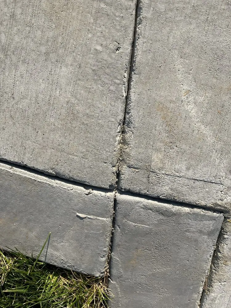 Reliable yard maintenance near you across Clarksville, TN - Borja Outdoor