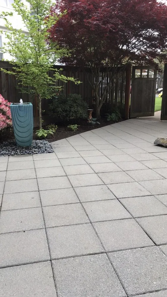 Trusted outdoor landscaping experts serving Salem, OR - Borlin Landscape Services