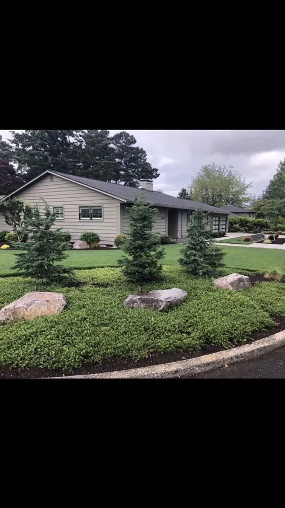 Custom garden landscaping experts serving Salem, OR - Borlin Landscape Services