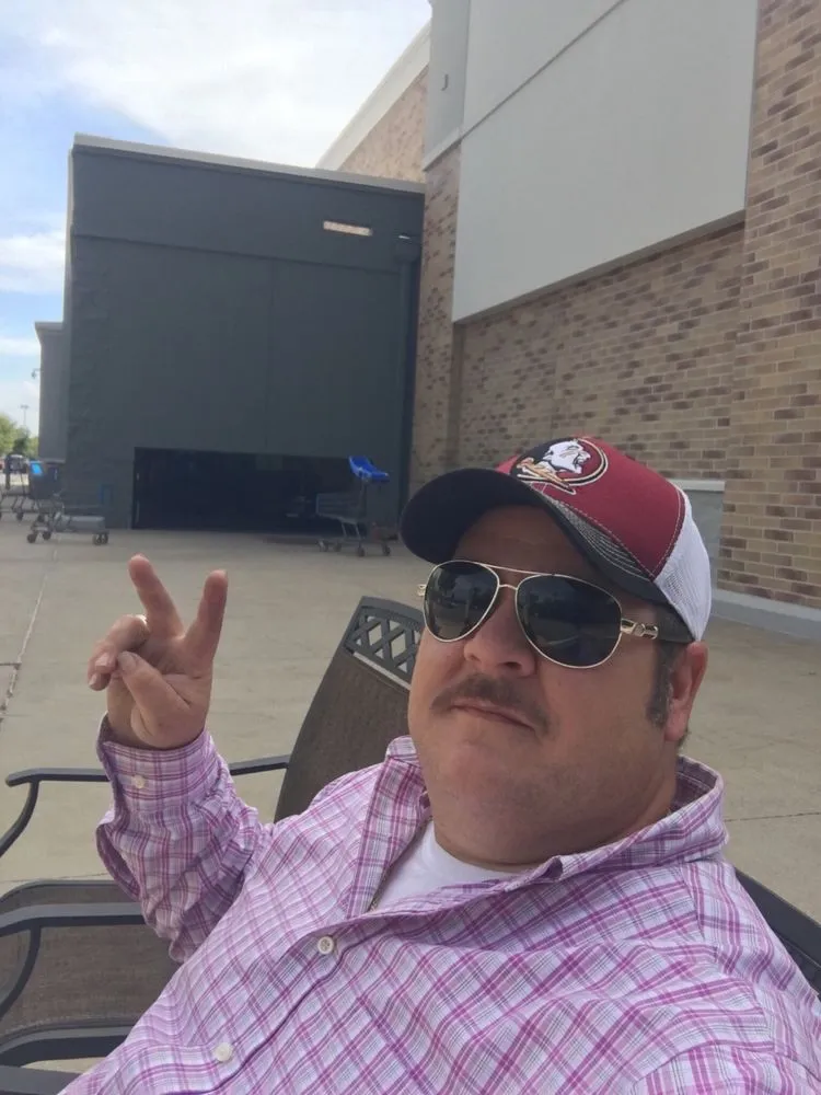 Affordable yard maintenance near you in Tallahassee, FL by Born 2 Clean