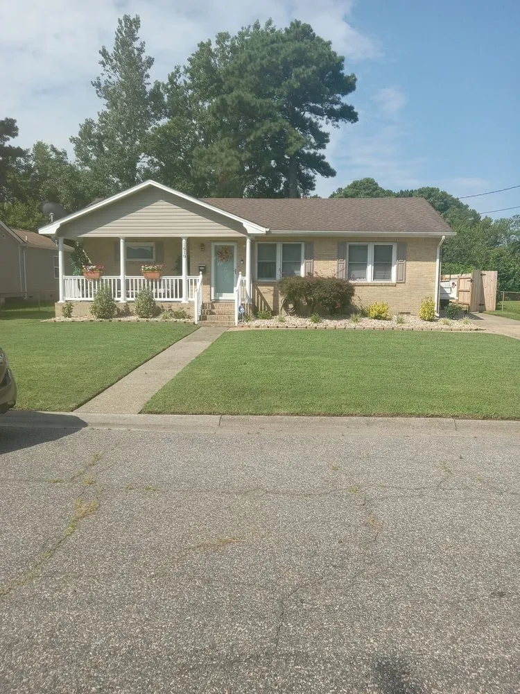 Expert landscaping services for year-round maintenance across Portsmouth, VA - Bo's Lawncare