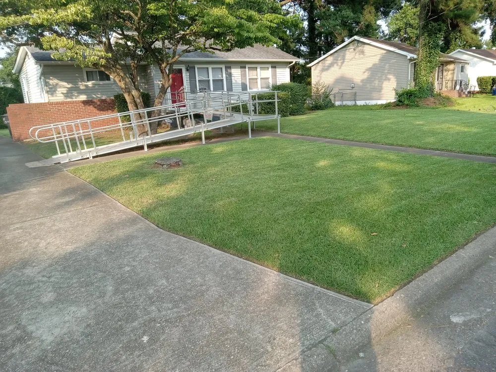 Reliable lawn mowing service near you in Portsmouth, VA by Bo's Lawncare