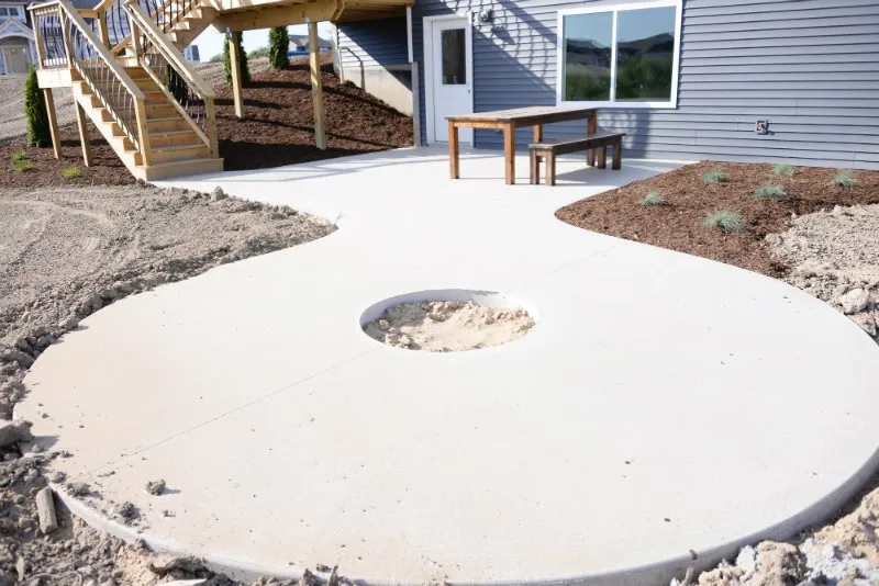 Professional residential landscaping in Holland, MI by Bosch's Landscaping & Lawn Specialties