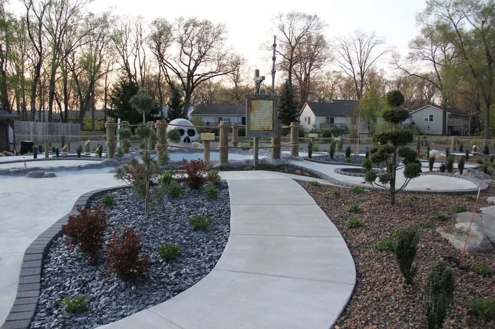 Custom garden landscaping in Holland, MI by Bosch's Landscaping & Lawn Specialties