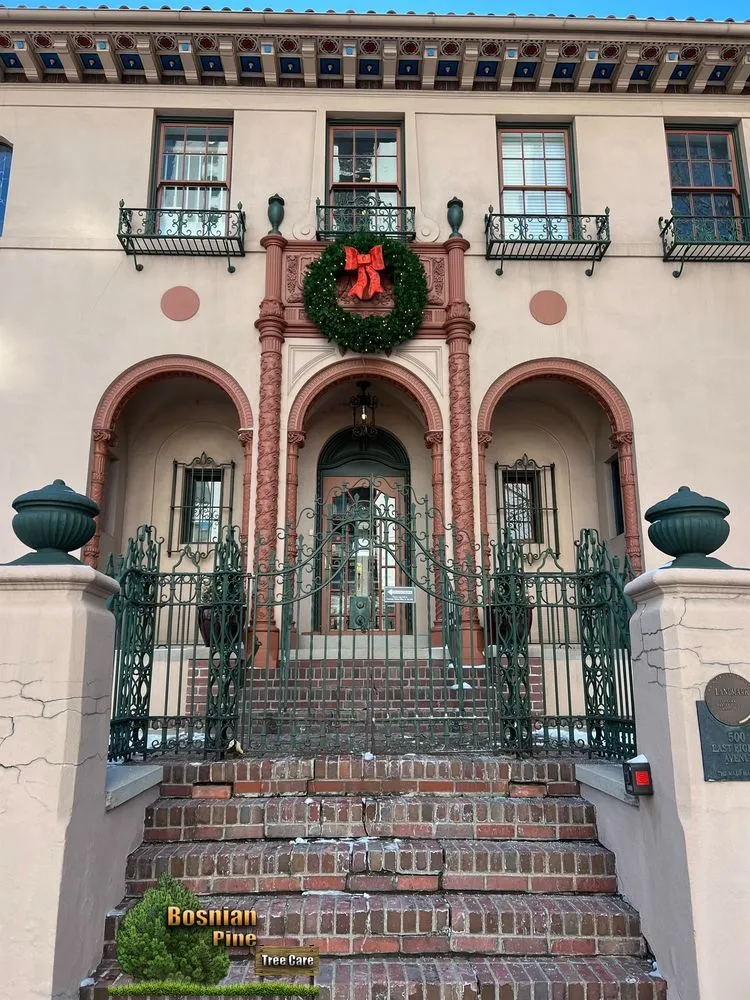 Trusted lawn care service in Denver, CO by Bosnian Pine Tree Care And Landscaping