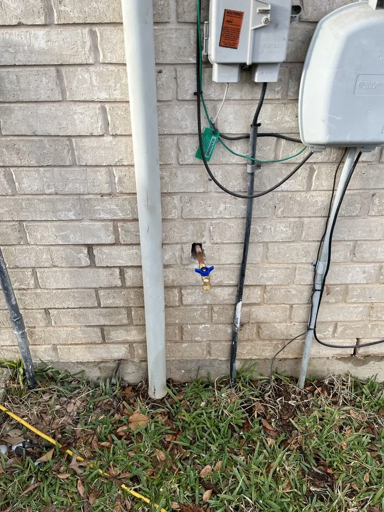 Custom yard maintenance in Waco, TX - Bosque Construction