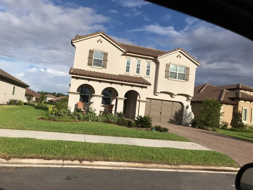 Custom yard maintenance experts serving Jacksonville, FL - Boss Cutz Lawn Service