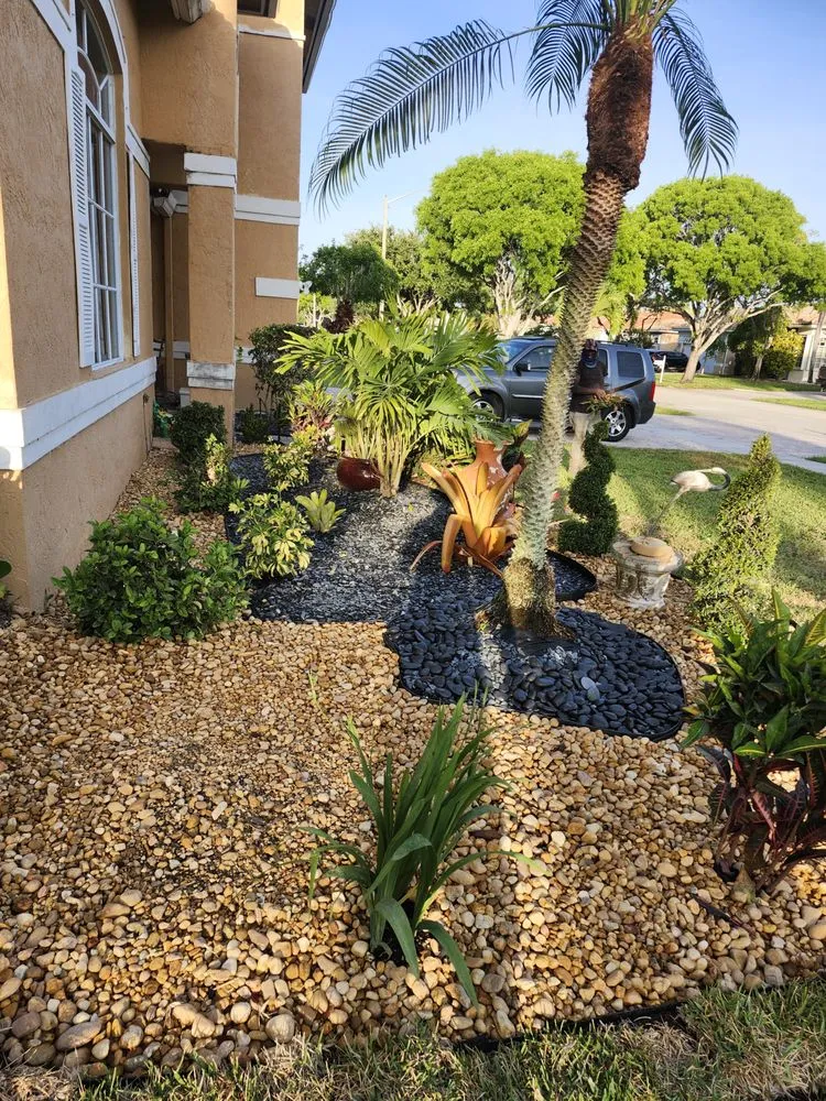 Custom lawn care service in Miami, FL - Boss Dodo Landscaping