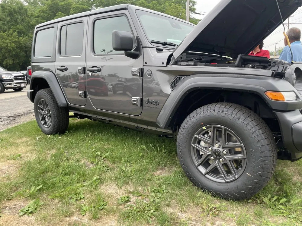 Professional garden landscaping in Gurnee, IL - Boss Landscaping