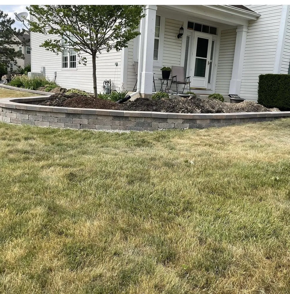 Professional garden landscaping in Gurnee, IL - Boss Landscaping