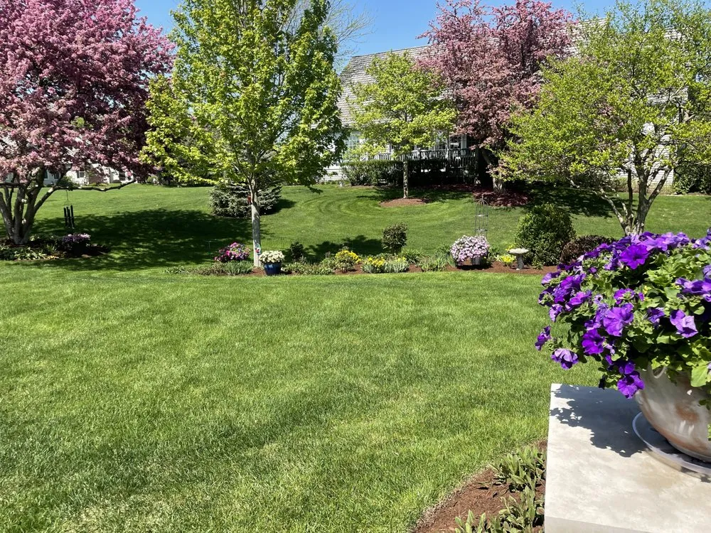 Affordable garden landscaping with custom design across Gurnee, IL - Boss Landscaping
