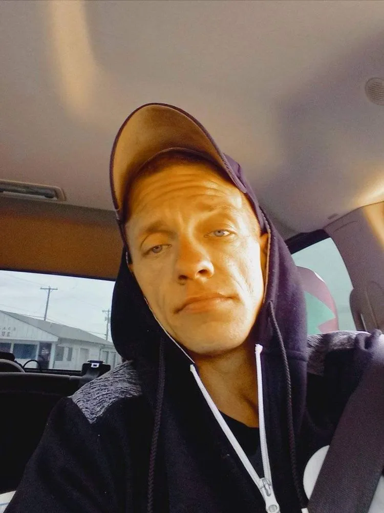 Custom residential landscaping in Chanute, KS by Bosshoss Lawn Care an Landscaping