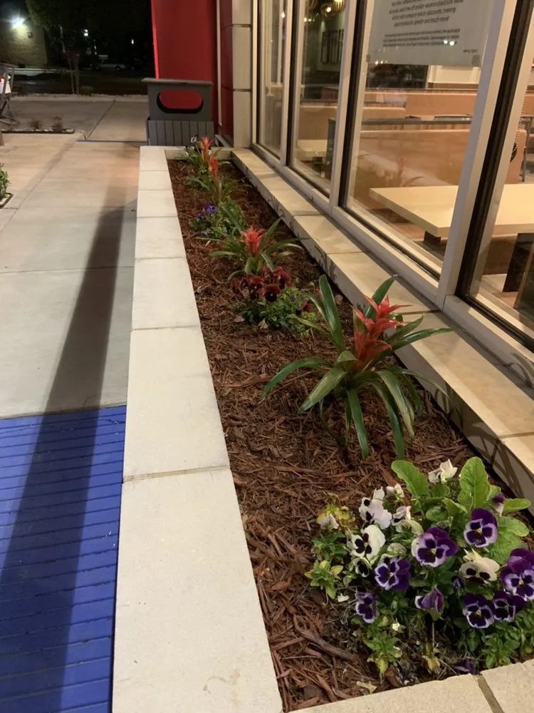 Affordable residential landscaping in Bossier City, LA by Bossier Botanical Landscape