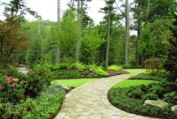 Expert residential landscaping near you in Atlanta, GA by Botanica Atlanta Landscape Design