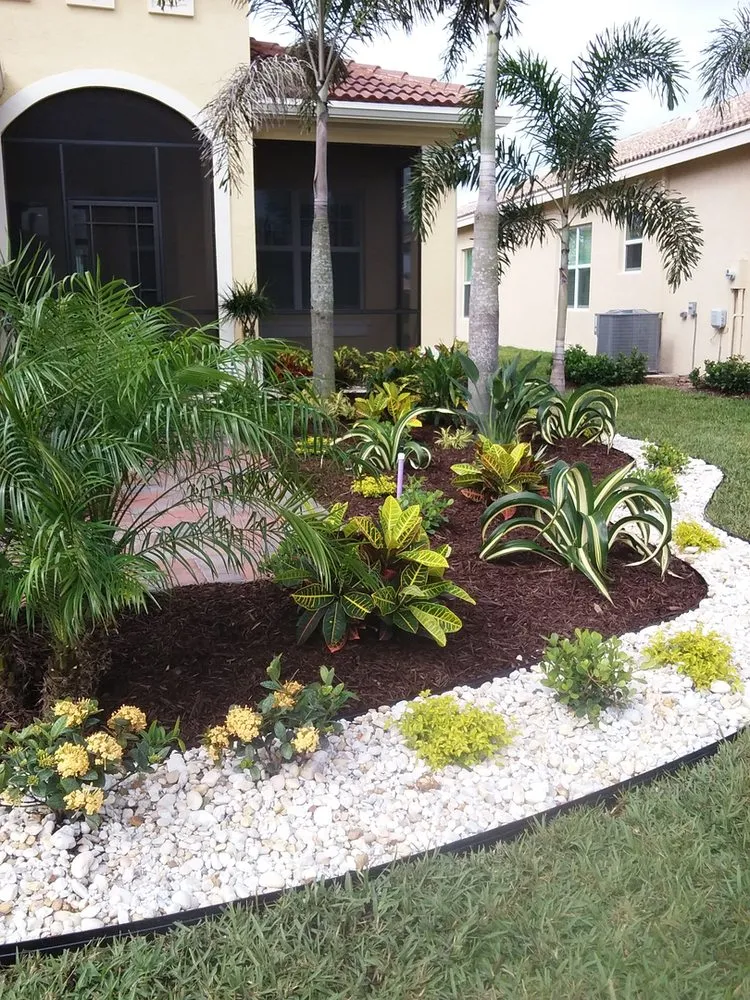 Local yard maintenance in Lake Worth, FL - Botanical Bruce & Co.