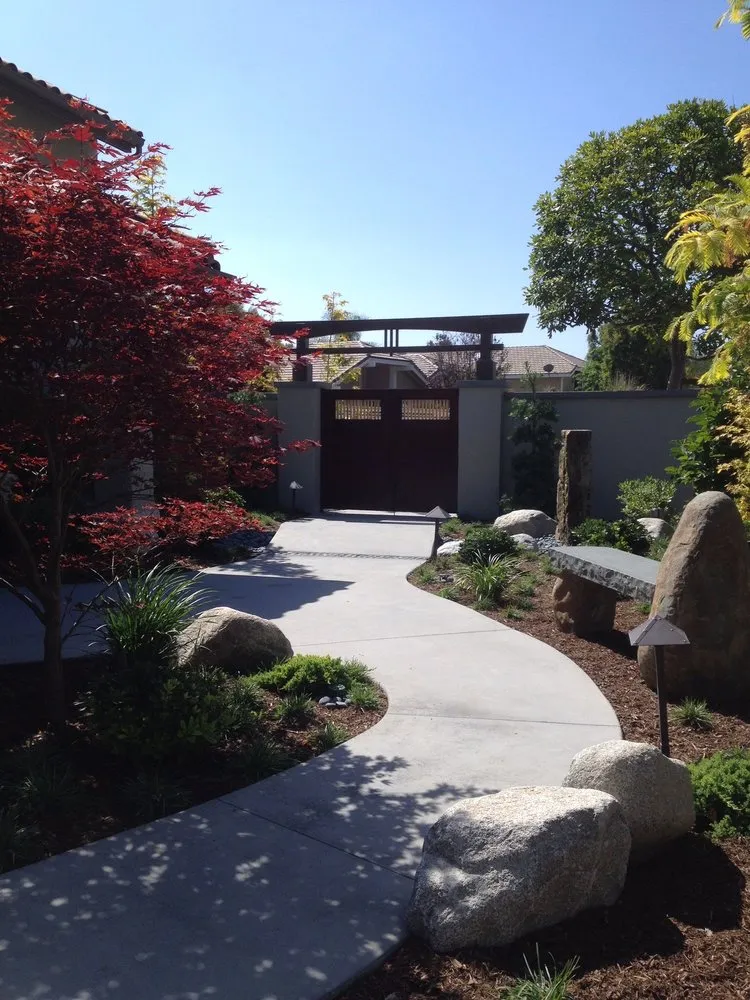 Expert landscape design with custom design in Costa Mesa, CA by Botanicare Landscape