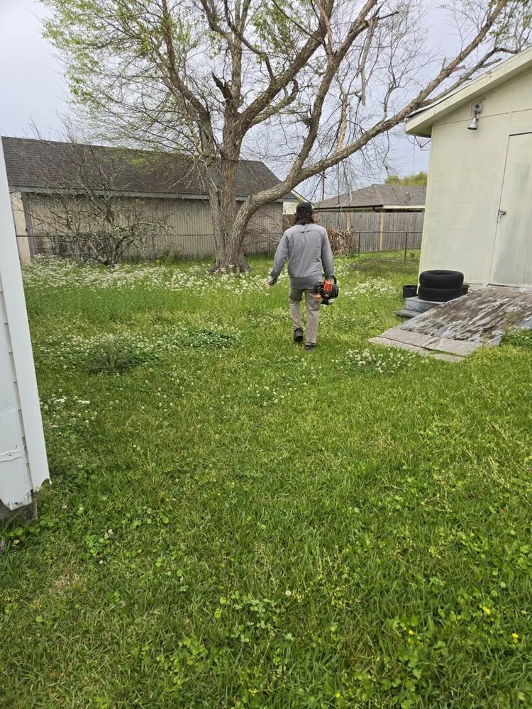 Local garden landscaping in Houma, LA - Boudreaux's Lawn Service